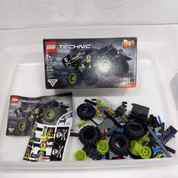 Lego Technic Monster Jam Grave Digger In Box