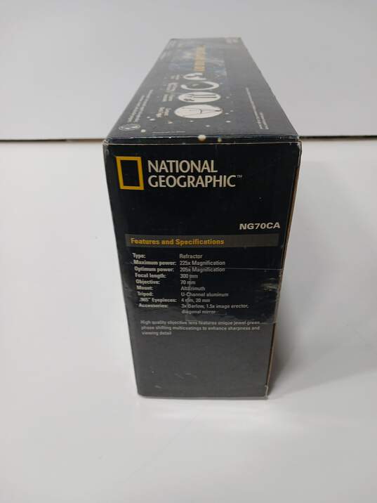 National Geographic 225x Compact Land and Sky Telescope IOB image number 2