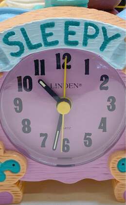 Vintage Disney Snow White Sleepy Alarm Clock alternative image