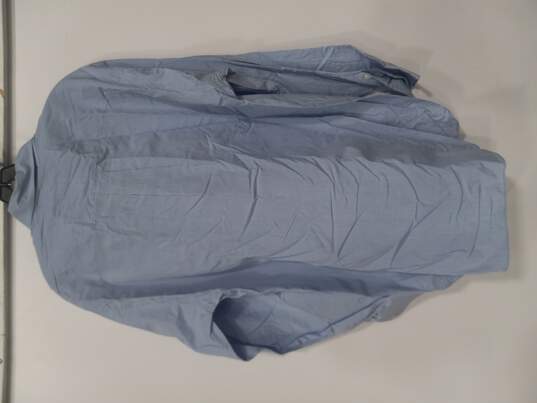 Robert Talbott Men's Blue/White Long Sleeve Button-Up Dress Shirt Size 16.5/35 image number 2