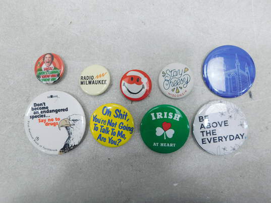 Vintage/Mod Lot Assorted Buttons Pins Novelty Quotes Pop Culture Various Sizes image number 5