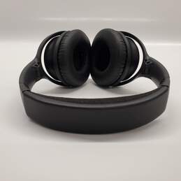 Bose QuietComfort 35 II QC35 Bluetooth Wireless Noise Cancelling Headphones alternative image