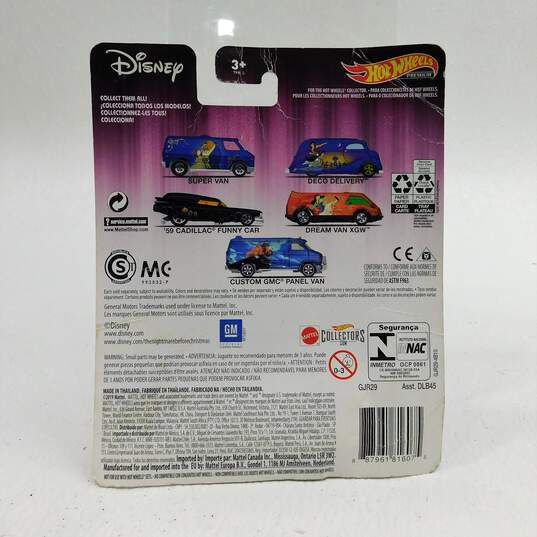 HOT WHEELS 2020 PREMIUM DISNEY CLASSICS Lion King And Beauty And the Beast image number 7