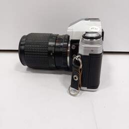 Black & Gray Minolta Film Camera alternative image