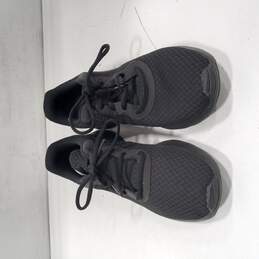 Women's Nike Tanjun Black Sneakers Size 9.5