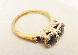 Vintage 14K Yellow Gold Sapphire Ring 2.7g alternative image