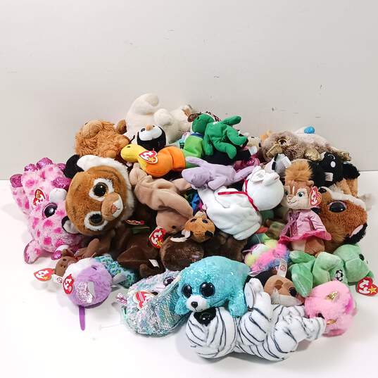 10 Pound Bundle of Assorted TY Stuffed Animals image number 1