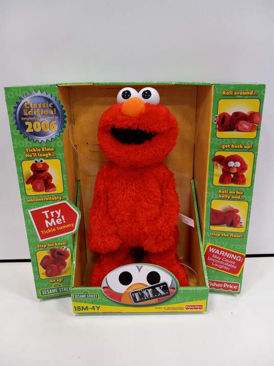 Tickle Me Elmo X-Treme Classic Edition Toy IOB image number 1