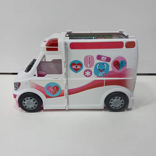 Barbie Van Rescue Squad Toy Car image number 1