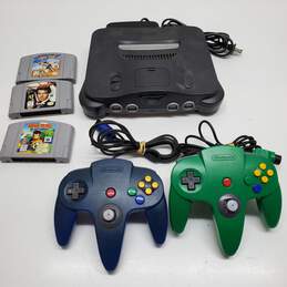 Lot of Nintendo 64 Console with 2 Controllers Video Games Untested