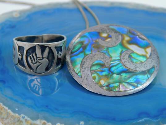 Vintage Taxco & Mexico 925 Abalone Shell Inlay Swirl Disc Pendant Brooch Necklace & Peace Sign Doves Band Ring 8.8g image number 1