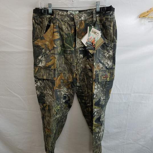 Mad Dog Men's Camo Cotton Buzz Off Cargo Pants Size 38 image number 1