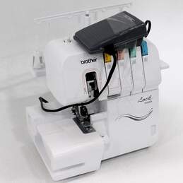 Brother 1034DX 3/4 Thread Overlock Serger Sewing Machine With Pedal