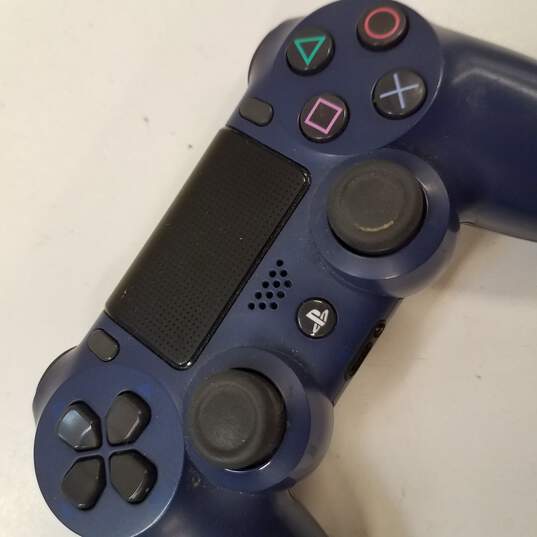Tredje invadere metrisk Buy the Sony PlayStation DualShock 4 Wireless Controller -Midnight Blue |  GoodwillFinds