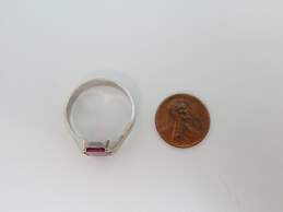 Vintage 10K White Gold Synthetic Ruby Men's Ring 5.8g alternative image