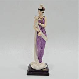 GIUSEPPE ARMANI LADY WITH POWDER PUFF 392C Mint Condition 12 1/2" Tall ~ ITALY~