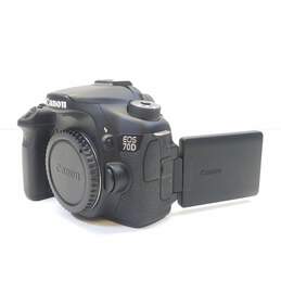 Canon EOS 70D 20.2MP Digital SLR Camera with 50mm & 18-55mm Lenses alternative image