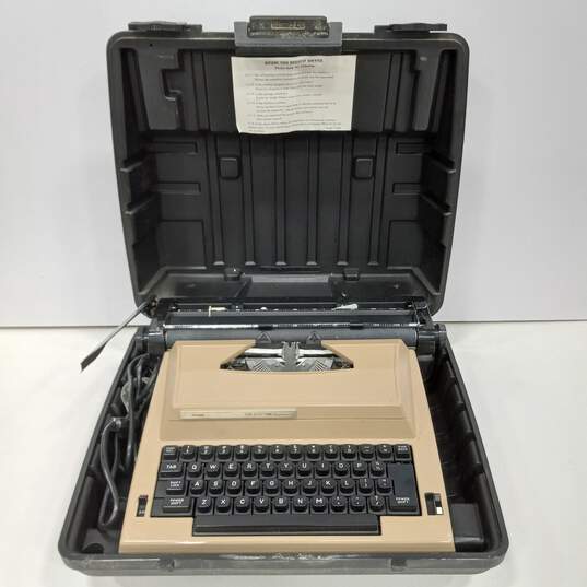 Vintage Sears Electric 1 Portable Typewriter Tan W/Case image number 1