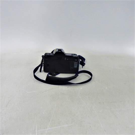 Minolta Maxxum 7000 SLR 35mm Film Camera W/ 50mm Lens image number 2