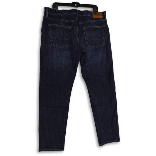 Mens Blue Denim Medium Wash 5-Pocket Design Straight Jeans Size 38X32 image number 2