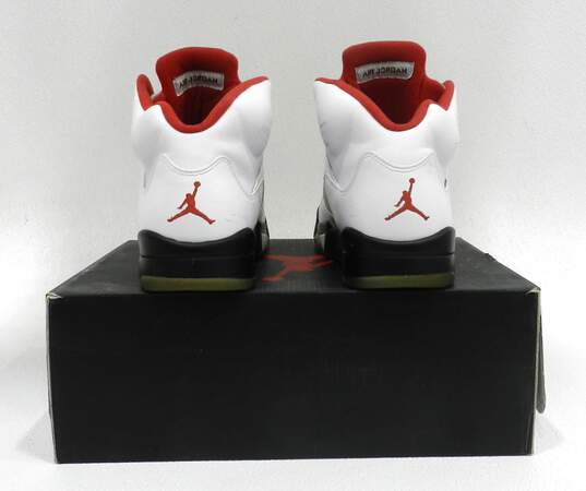 Jordan 5 Retro Fire Red Men's Shoe Size 10 image number 3