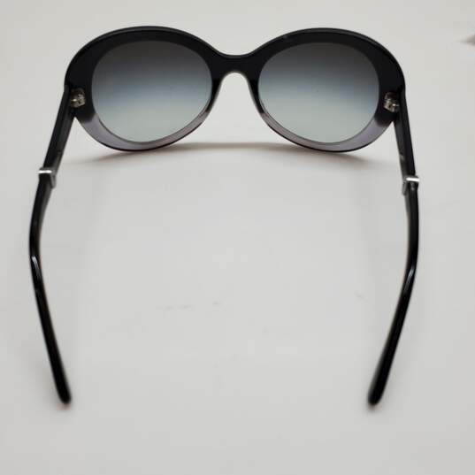 AUTHENTICATED WOMENS CHANEL BLACK ROUNDED SUNGLASSES image number 3