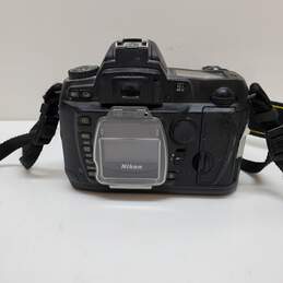 Nikon D70 6.1MP Digital SLR Camera - Black (Body Only) alternative image