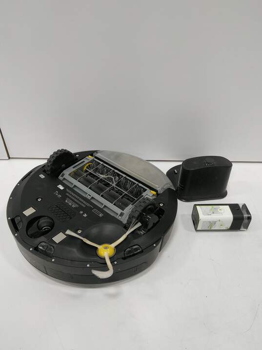 Roomba Robot Vacuum image number 2