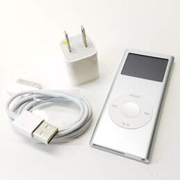 Apple iPod Nano (2nd Generation) - Silver (A1199) alternative image