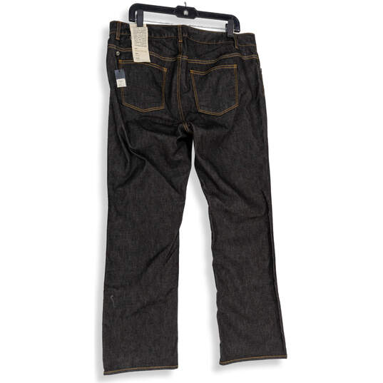 NWT Womens Black Denim Signature Fit Medium Wash Bootcut Jeans Size 16W image number 2