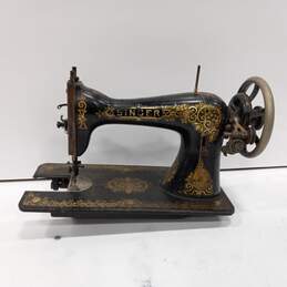 Antique 1911 Singer Black Sewing Machine Model 66