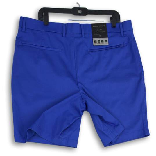 NWT Banana Republic Mens Blue Core Temp Flat Front Chino Shorts Size 38 image number 2