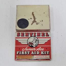 Sentinel Junior Ace Vintage First Aid Kit Box alternative image