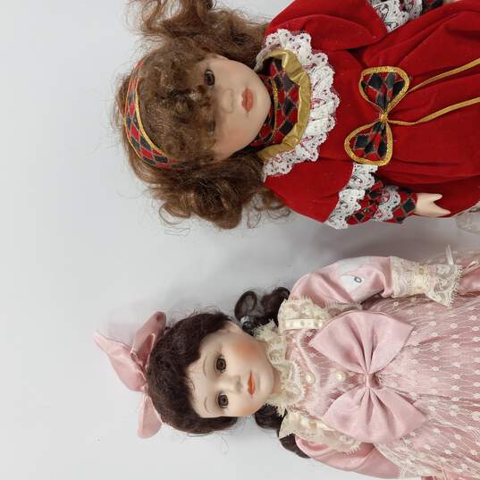 Bundle of 4 Assorted Porcelain Dolls image number 3