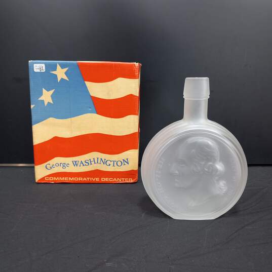 George Washington Commemorative Frosted Glass Decanter IOB image number 1