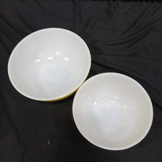 Two Vintage Pyrex Yellow Mixing Bowls image number 2