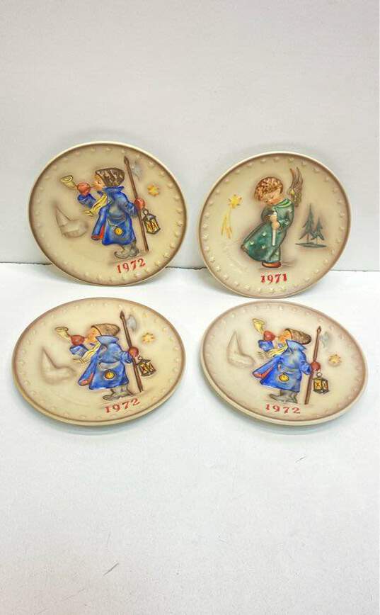 M.J. Hummel 4 Collectors Wall Hanging Plates 1971 Anniversary Plates image number 1