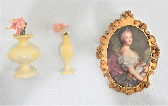 Vintage Spielwaren Szalasi Rococo Dollhouse Furniture Rug Table Picture Flower Vases image number 2