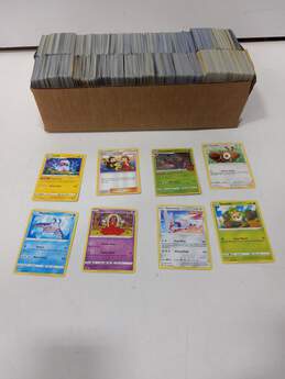 Bundle/Lot of Pokémon Trading/Playing Cards alternative image