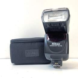 Nikon Speedlight SB-700 Camera Flash