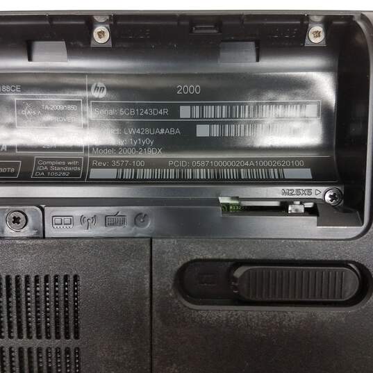 HP 2000 15in Laptop AMD E-350 CPU 3GB RAM 320GB HDD image number 7