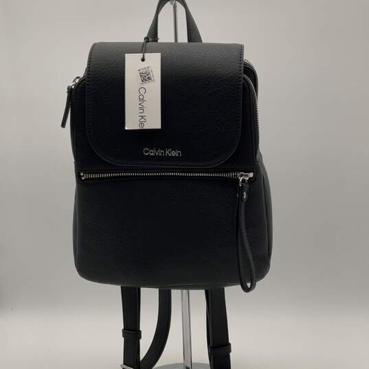 NWT Calvin Klein Womens Black Leather Adjustable Strap Backpack Messenger Bag image number 1