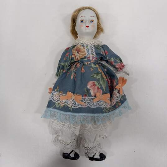 Duck House Dolls Heirloom Dolls Porcelain Candace Doll image number 3