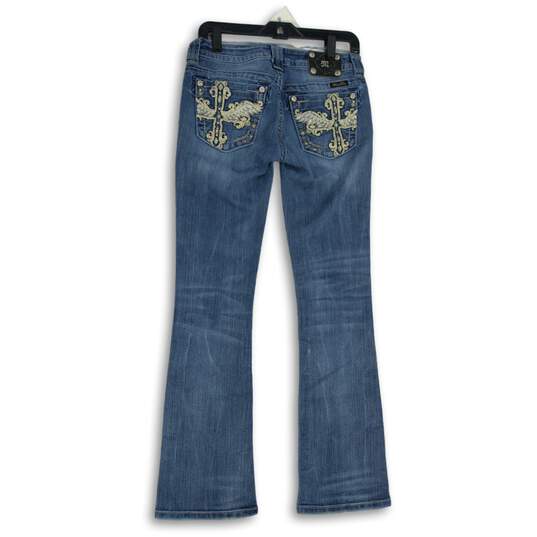 Womens Blue Denim Medium Wash Studded Embroidered Bootcut Leg Jeans Size 27 image number 2