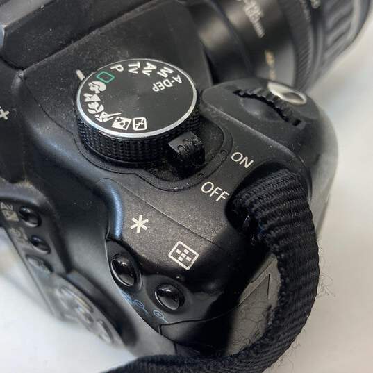 Canon EOS Digital Rebel XT 8.0MP Digital SLR Camera with 28-135mm Lens image number 4