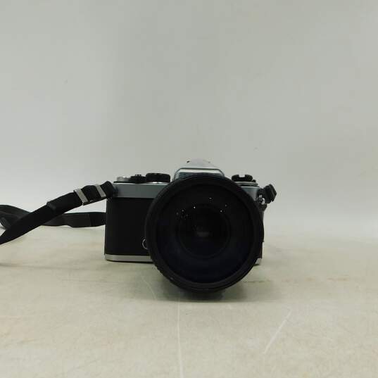 Nikon FE SLR 35mm Film Camera With Lens For P&R image number 1