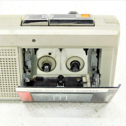 Panasonic Handheld Portable Micro-Cassette Recorder RN-111 Voice Activated image number 2
