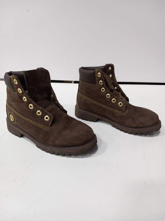 Timberlands Women's Brown Nubuck Boots Size 5.5 image number 3