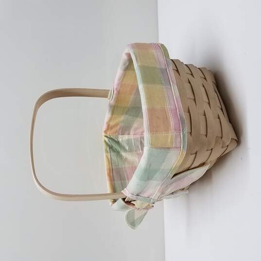 Longaberger 2001 Spring Basket Handwoven with Liner and Protector USA image number 4