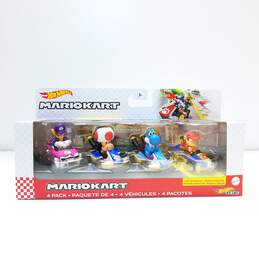 Hot Wheels Mario Kart 4 Pack - Waluigi, Toad, Light-Blue Yoshi, Diddy Kong alternative image